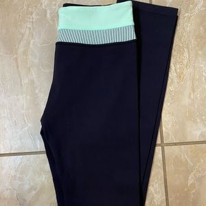 NWOT black wunder trains